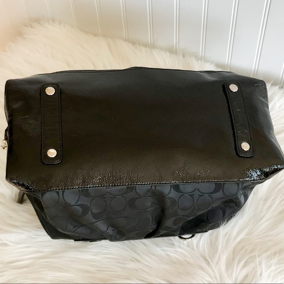 Coach Signature Ashley Black Satchel - Picture 4 of 14